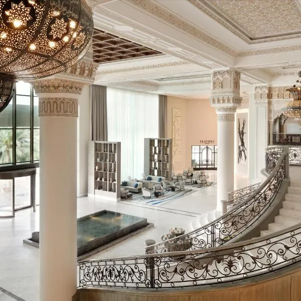 阿哈萨洲际酒店，位于Al Muḩtaraqah的酒店