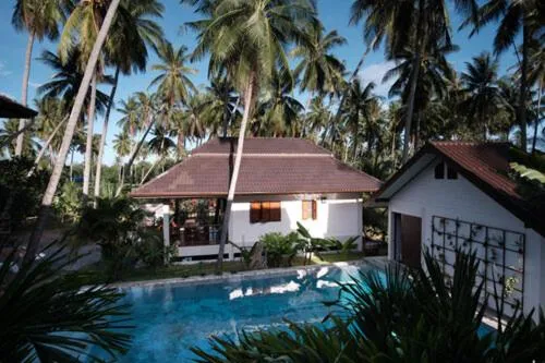 Coconut Tree Homestay，位于Ban Nam Tok的酒店
