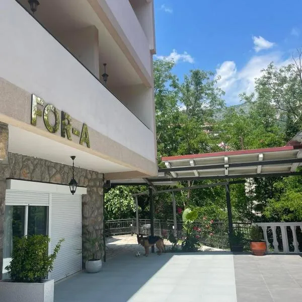 FOR-A Apartmani，位于Boreti的酒店