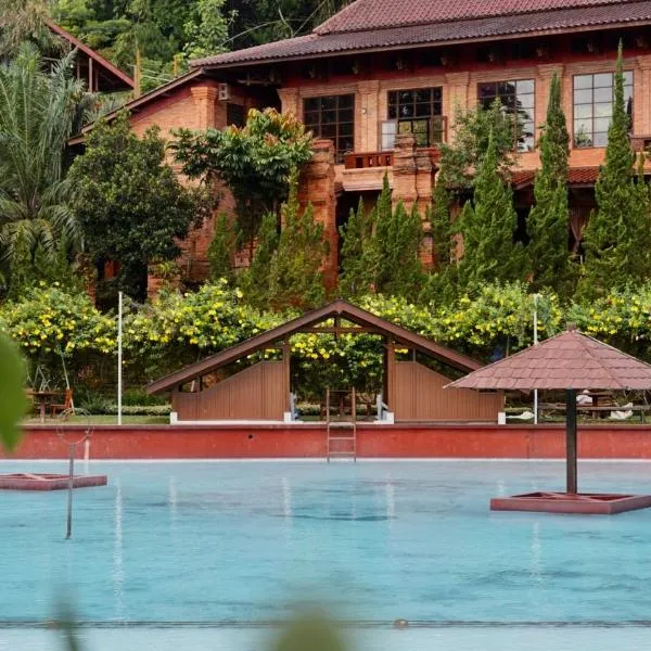 Jawa Dwipa Heritage Resort，位于Sragen的酒店