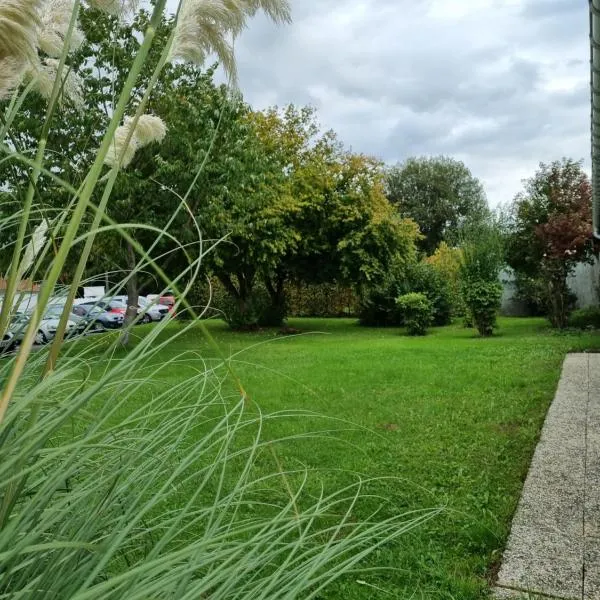 Chambre au calme proche de la nature，位于Buire-au-Bois的酒店