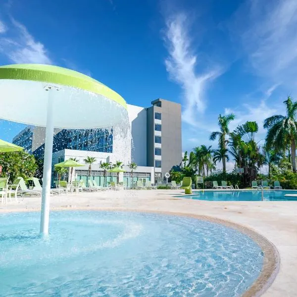 马亚圭斯假日酒店和热带赌场，位于La Tosca的酒店