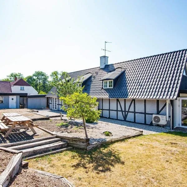 10 person holiday home in Auning-By Traum，位于Auning的酒店