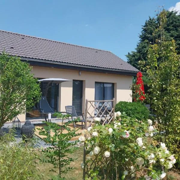 Gîte avec option bien-être sur la Véloscénie，位于Montigny-le-Chartif的酒店