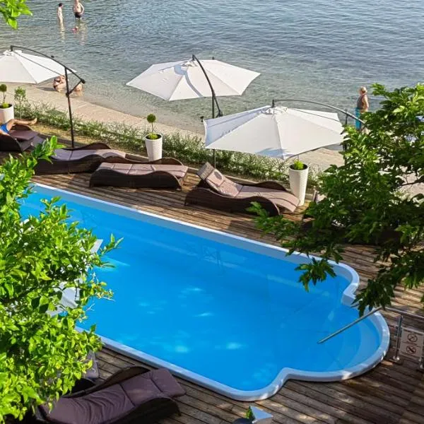 Apartman Hana 2，位于拉布的酒店