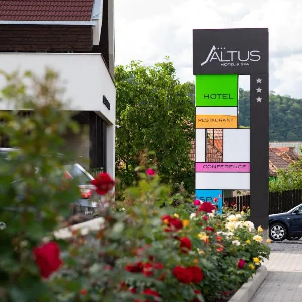 Altus Hotel & Spa，位于普拉伊德的酒店