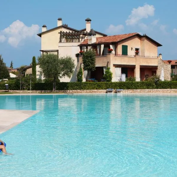 Garda Resort Village，位于圣费利切德尔贝纳科的酒店