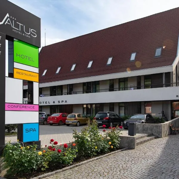 Altus Hotel & Spa，位于普拉伊德的酒店
