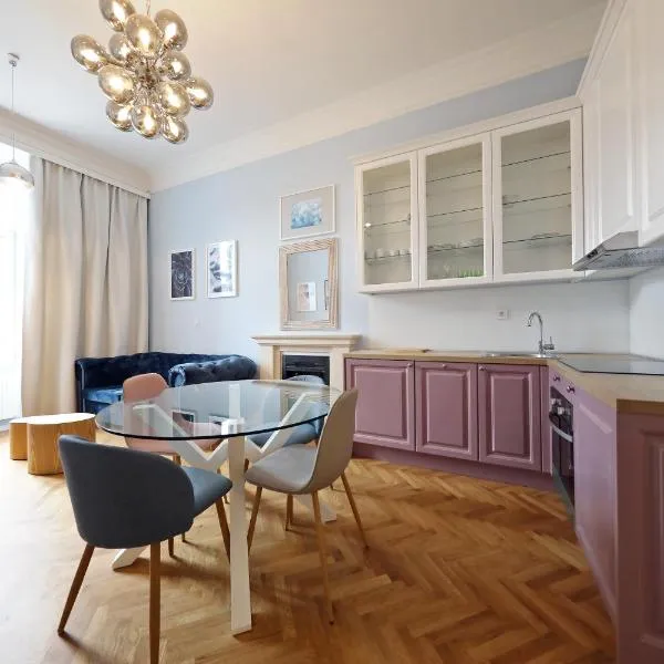 Stay Swanky Bed & Breakfast，位于萨格勒布的酒店