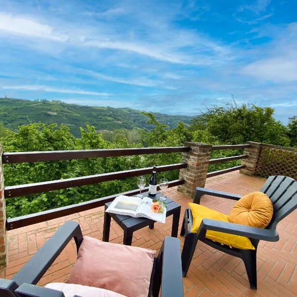 La Rosa di Langa - Charming Panoramic House，位于Albaretto Della Torre 的酒店