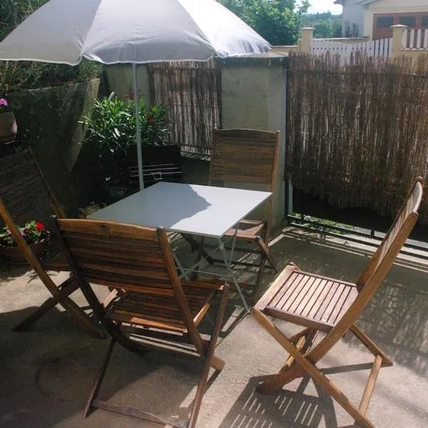 appartement autonome，位于Prémilhat的酒店