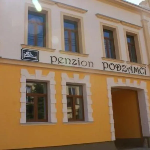 Penzion Podzámčí，位于Jaroslavice的酒店