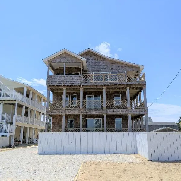 2508 Beach Rd, Semi-Oceanfront, Pool/Hot Tub，位于纳格斯黑德的酒店