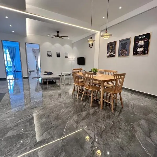 Inn Homestay 2nd Floor Jasmine and Lavender unit，位于安顺的酒店