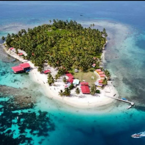 Isla diablo cabañas en la orilla del mar baño compartido，位于Nusatupo的酒店