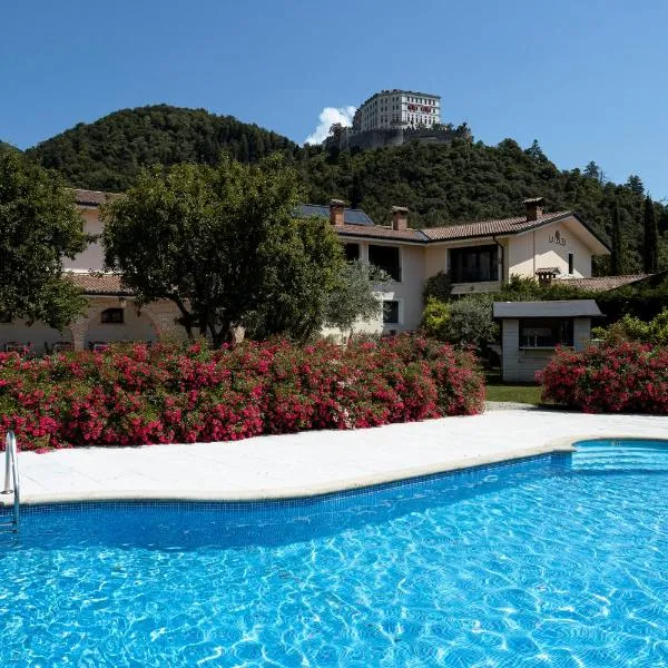 拉多尔扎农家乐，位于福利纳的酒店