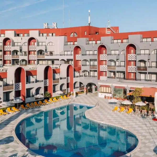 Muthu Oura Praia Hotel，位于Estibeira的酒店