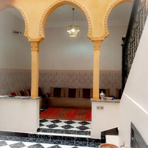 Riad Nour Travel-Les Riads Nour Resorts，位于Douar Caïd Layadi的酒店