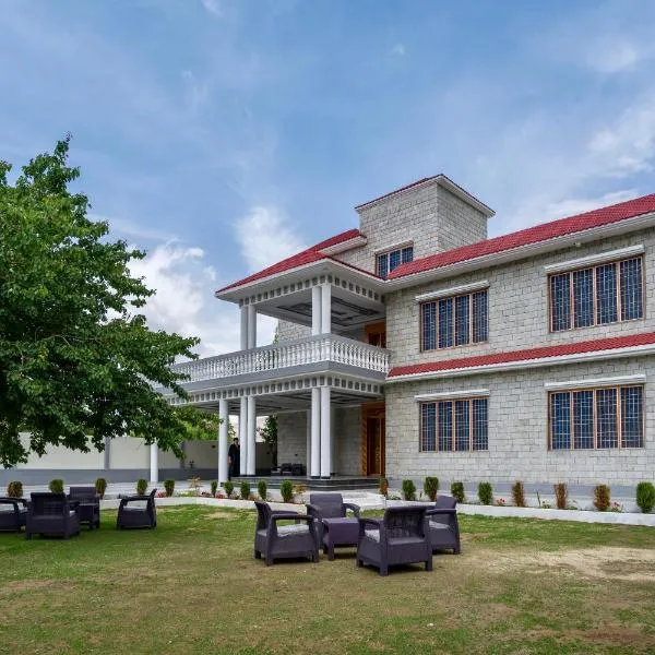 Dirleh Hotel，位于锡卡都的酒店