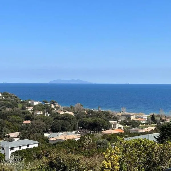 Appartement vue mer imprenable.，位于Sisco的酒店