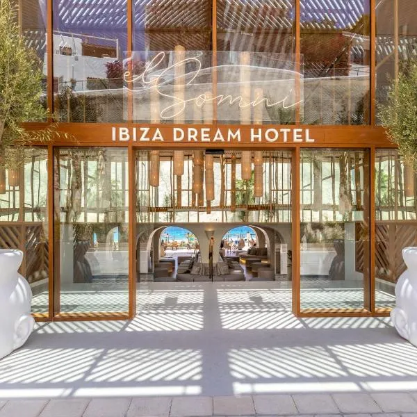 El Somni Ibiza Dream Hotel by Grupotel，位于伊斯费古耶拉尔海滩的酒店