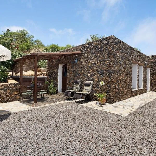 La Casa de Abajo，位于El Pinar del Hierro的酒店