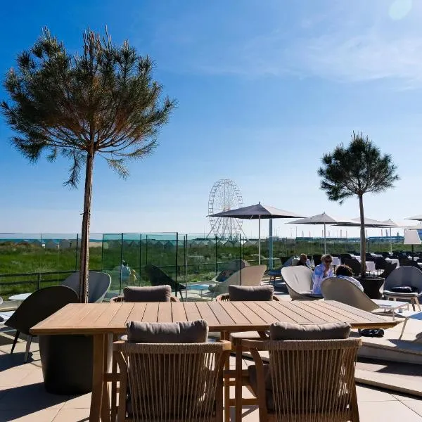 Thalazur Ouistreham - Hôtel & Spa，位于乌伊斯特勒昂的酒店