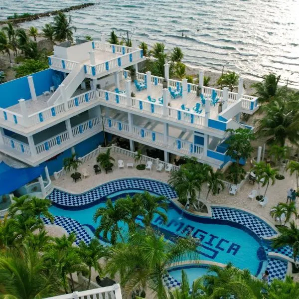 Hotel Isla Mágica，位于科韦尼亚斯的酒店