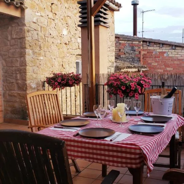 ESPECTACULAR CASA RURAL CA L'ESQUERRÉ，位于Albagés的酒店