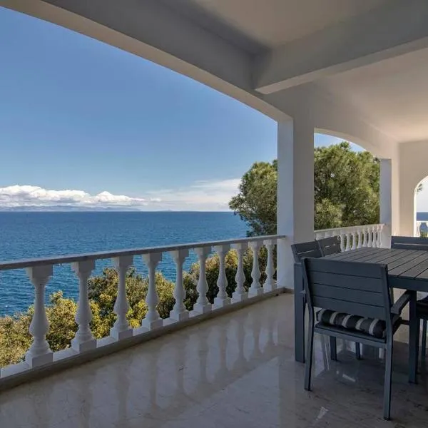 Villa Big Blue，位于伊西翁的酒店