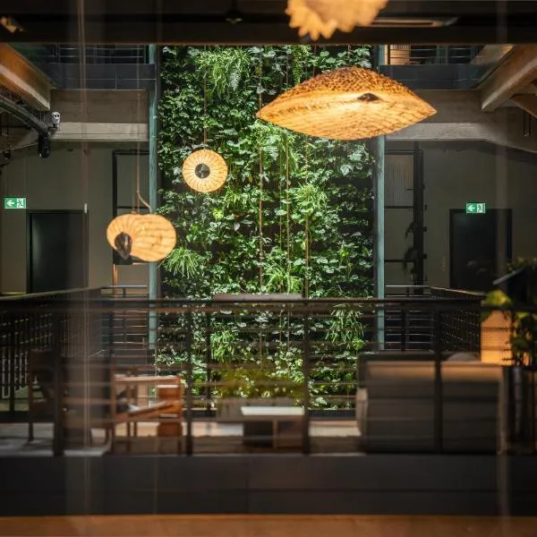 MONTOWNIA Lofts & Experience，位于格但斯克的酒店