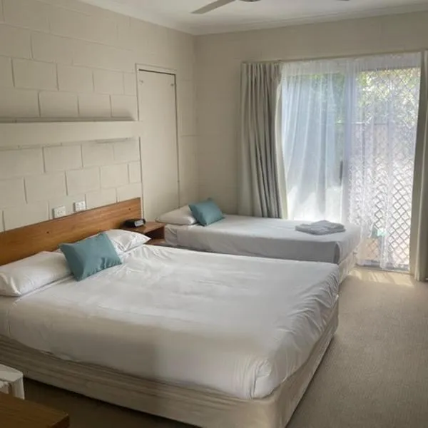 Corlette Palms Motor Inn，位于科莱特的酒店
