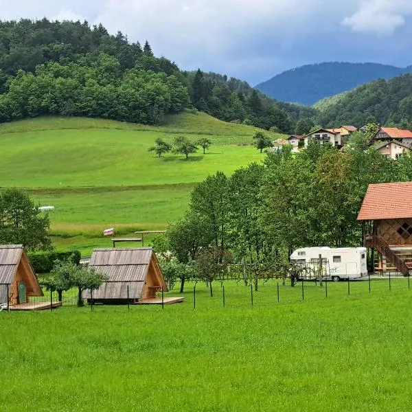 Glamping - Kamp Steska，位于Rečica ob Savinji的酒店