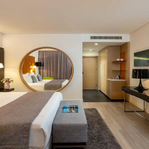 特拉维夫市中心皇冠假日酒店，位于特拉维夫的酒店