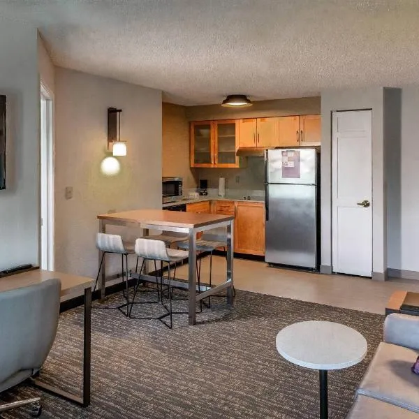 Residence Inn by Marriott Anchorage Midtown，位于安克雷奇的酒店