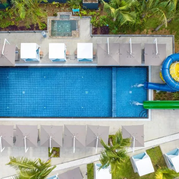 Ocean's Creek Beach Hotel，位于巴拉克拉瓦的酒店