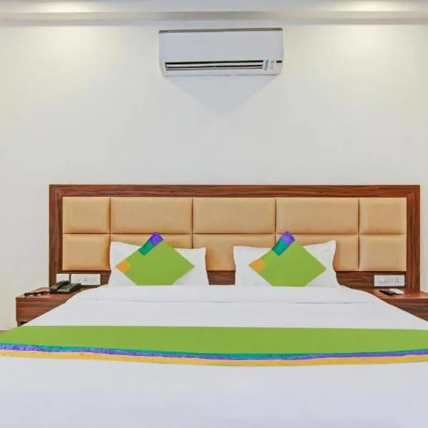 Hotel Aviraj Inn，位于Kalkaji Devi的酒店