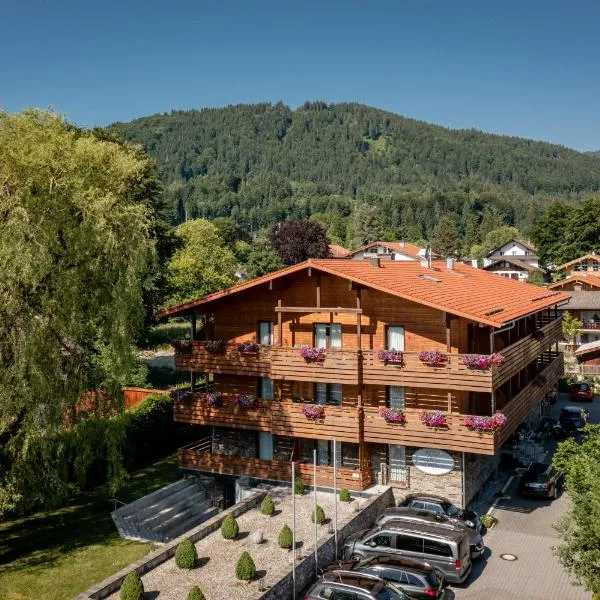 Hotel Villa Lago Garni，位于Reichersbeuern的酒店