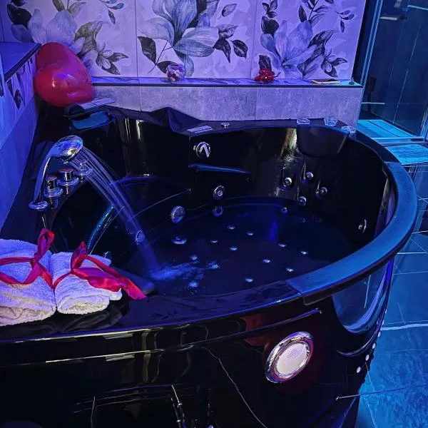 Lovers in Fiuggi，位于菲乌吉的酒店