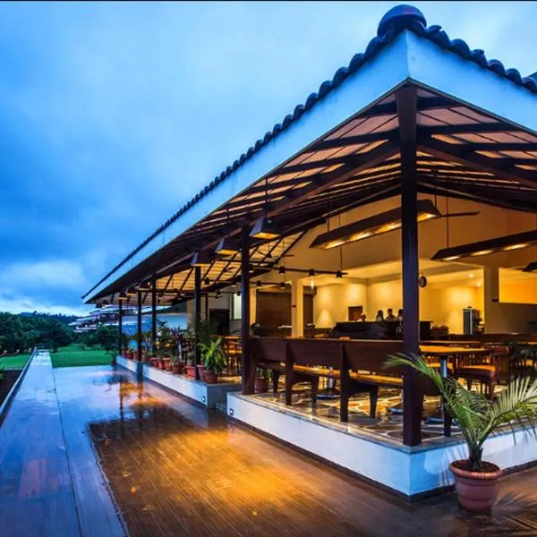 Club Mahindra Ambaghat，位于Chandoli的酒店