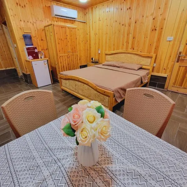 atoom lodge，位于杰拉什的酒店