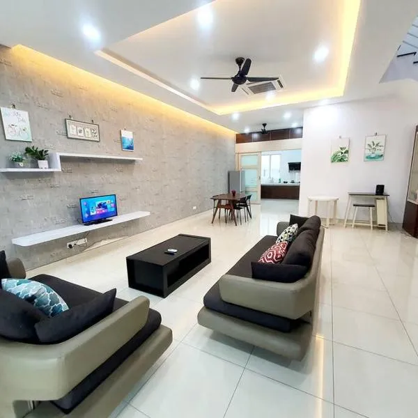 MODERN STYLISH 2STOREY HOUSE 8PAX@ALMA NEAR JUSCO，位于大山脚的酒店