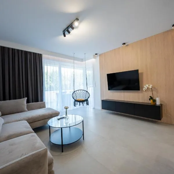 Apartament "Słoneczny" z tarasem, blisko morza，位于里沃的酒店