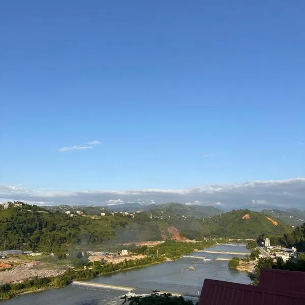 Aurora Suit Bungalov，位于里泽的酒店