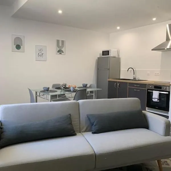 Appartement cœur de village Numéro2，位于佩里阿克海的酒店