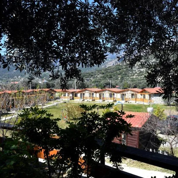 Begonvillage Tatil Evleri，位于Cumalı的酒店