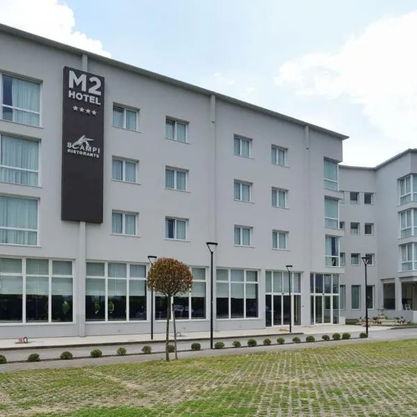 M2 Hotel，位于博奇奥阿拉马尔瓦的酒店