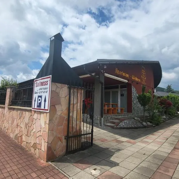 罗日尼亚瓦个性公寓式酒店，位于Krásnohorské Podhradie的酒店