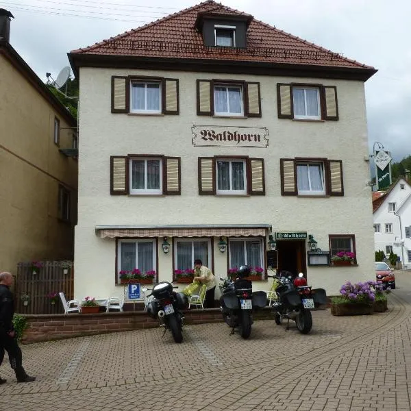 Gasthaus Waldhorn，位于巴特泰纳赫-察费尔施泰因的酒店