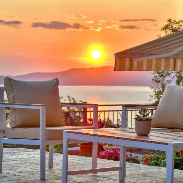 Seaview Villa Lavanda with pool，位于Ivanovići的酒店